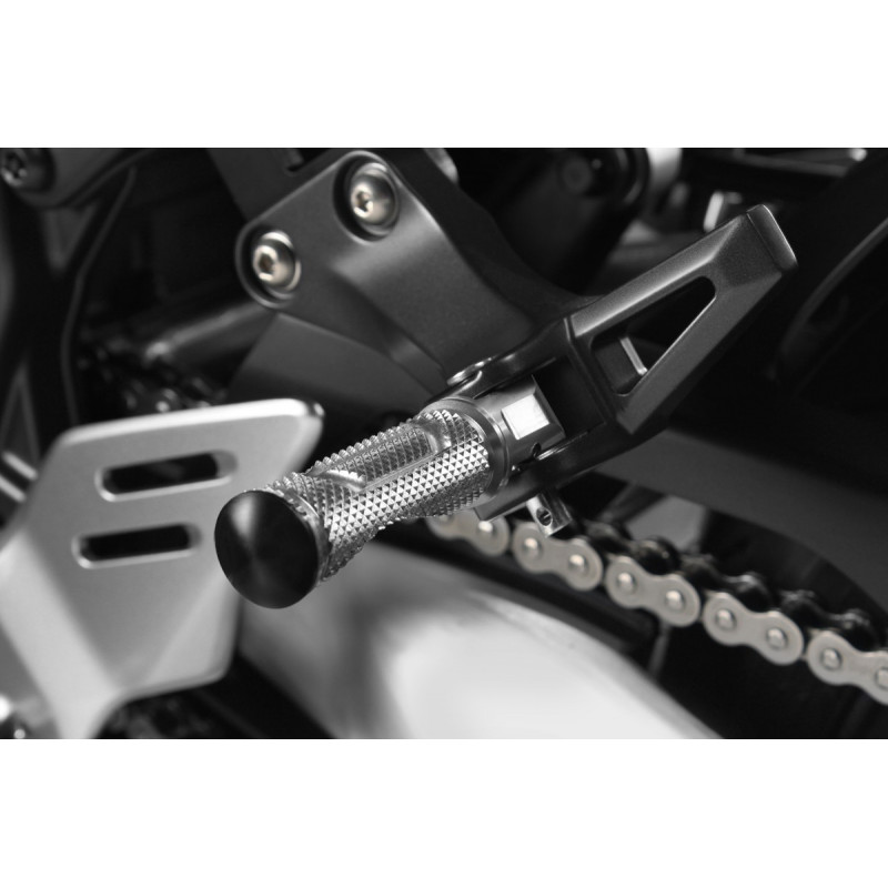 R-0882 : Passenger Footpegs GP De Pretto Moto 2021-2023 Yamaha MT07 R-0882 : Passenger Footpegs GP De Pretto Moto 2021-2023 Yamaha MT07