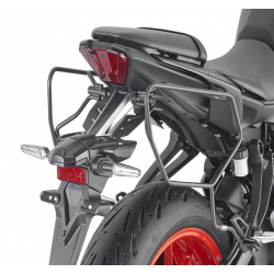 TE2140 : Givi Saddlebag Supports Yamaha MT07