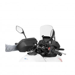 Y011CS : Shad Click System Tank Bag Mount Yamaha MT07