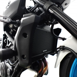 18263 : Evotech Performance Radiator Guard 2025 Yamaha MT-07